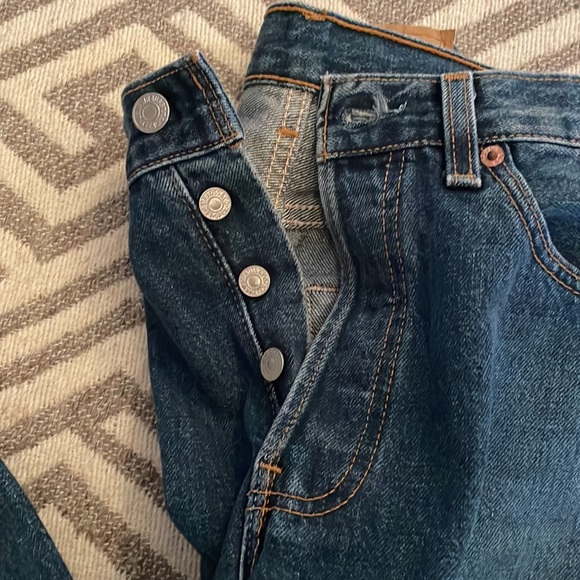 Jeans - Picture 2 of 3